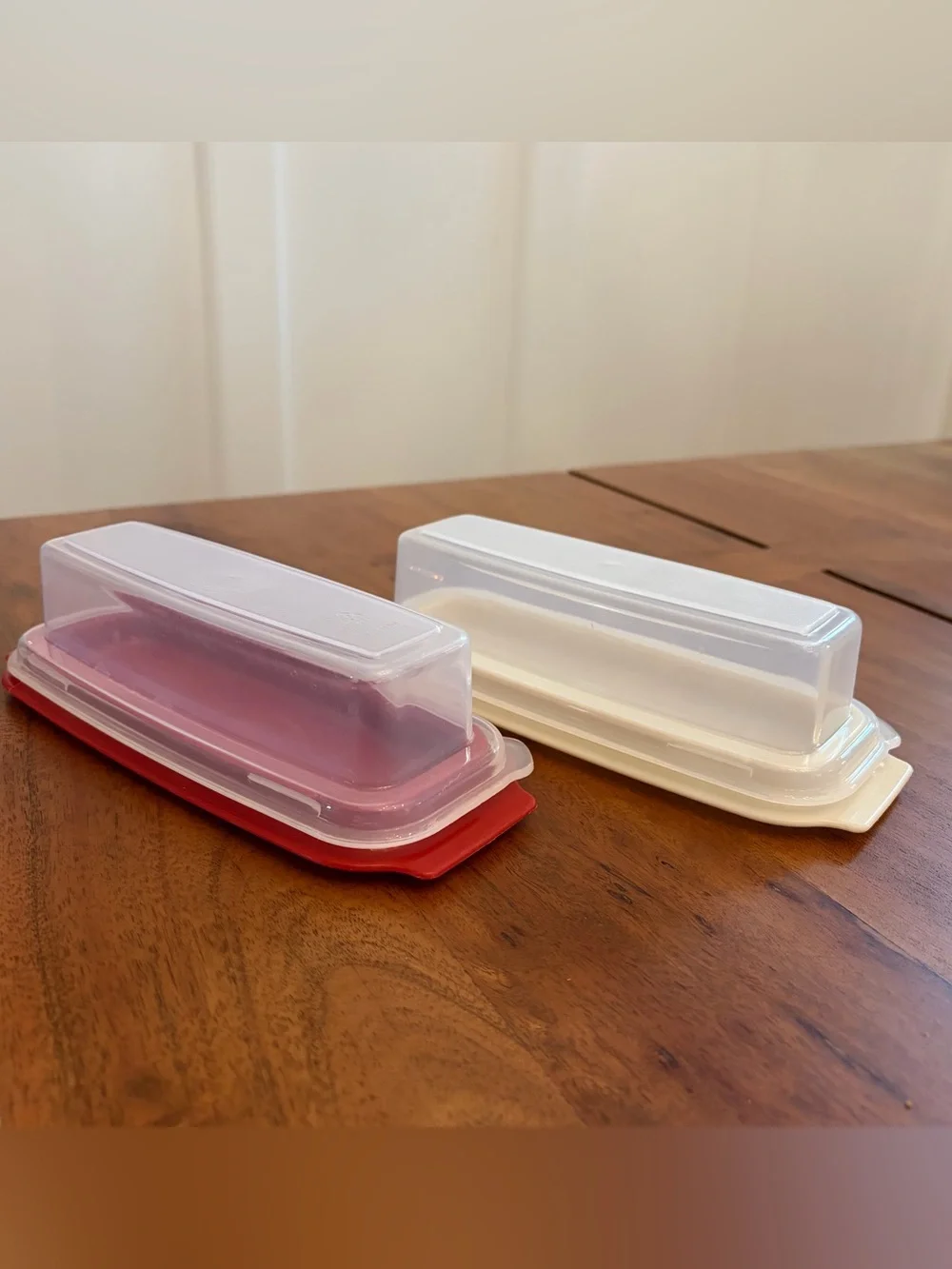 TWO Vintage 0477 Rubbermaid Standard Plastic Butter Dishes Red Almond w/ Lids